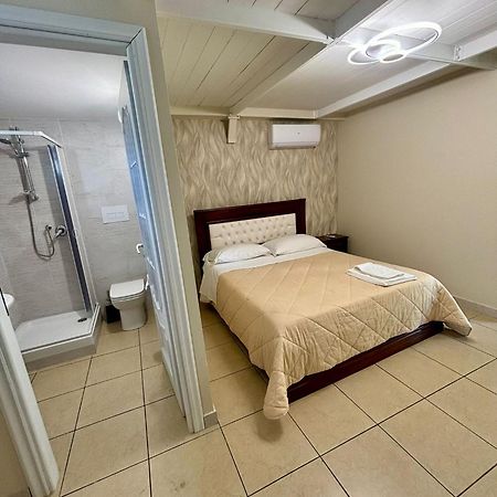 Rooms & Restaurant Il Castagneto Campagna Zewnętrze zdjęcie