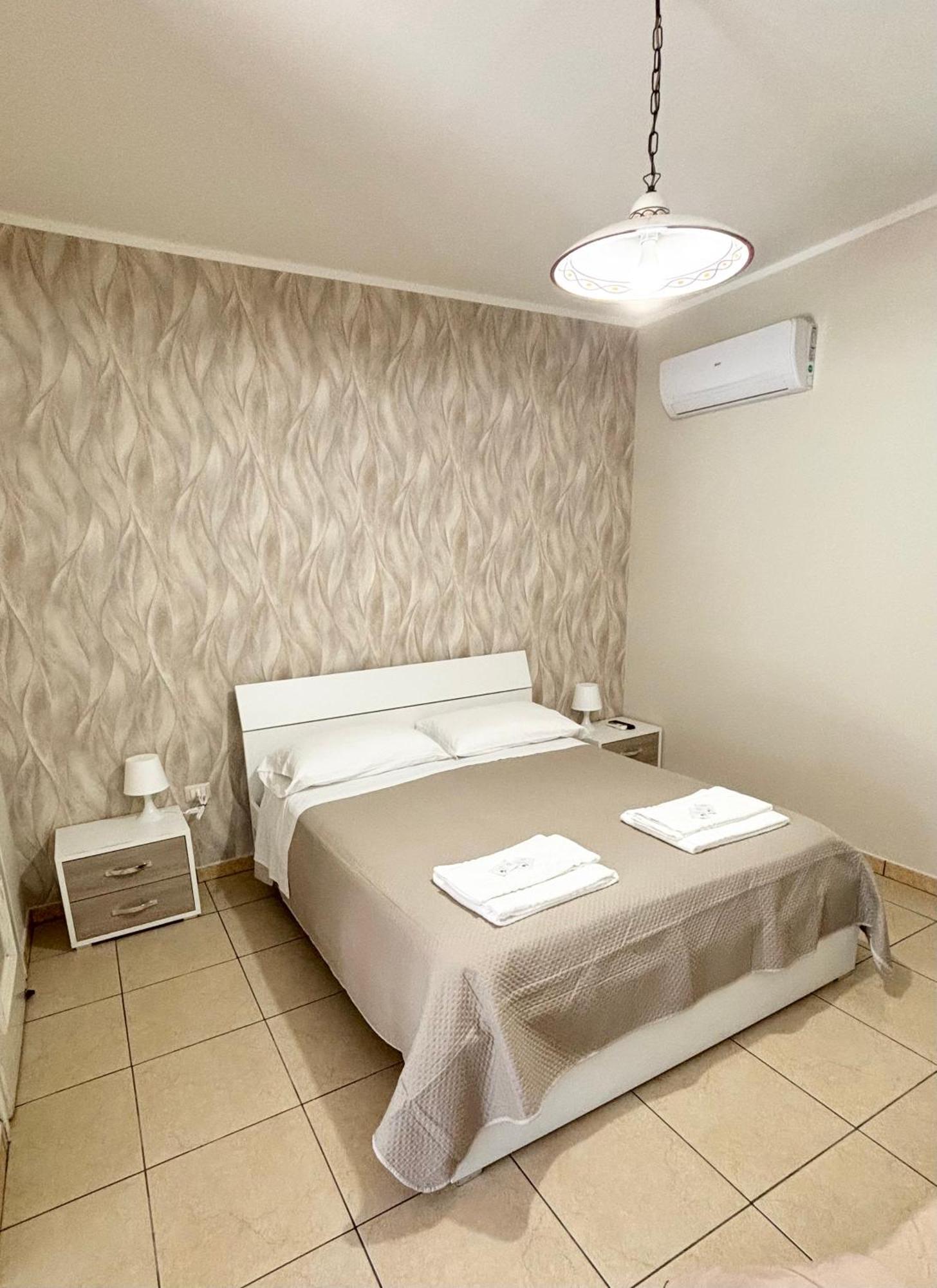 Rooms & Restaurant Il Castagneto Campagna Zewnętrze zdjęcie