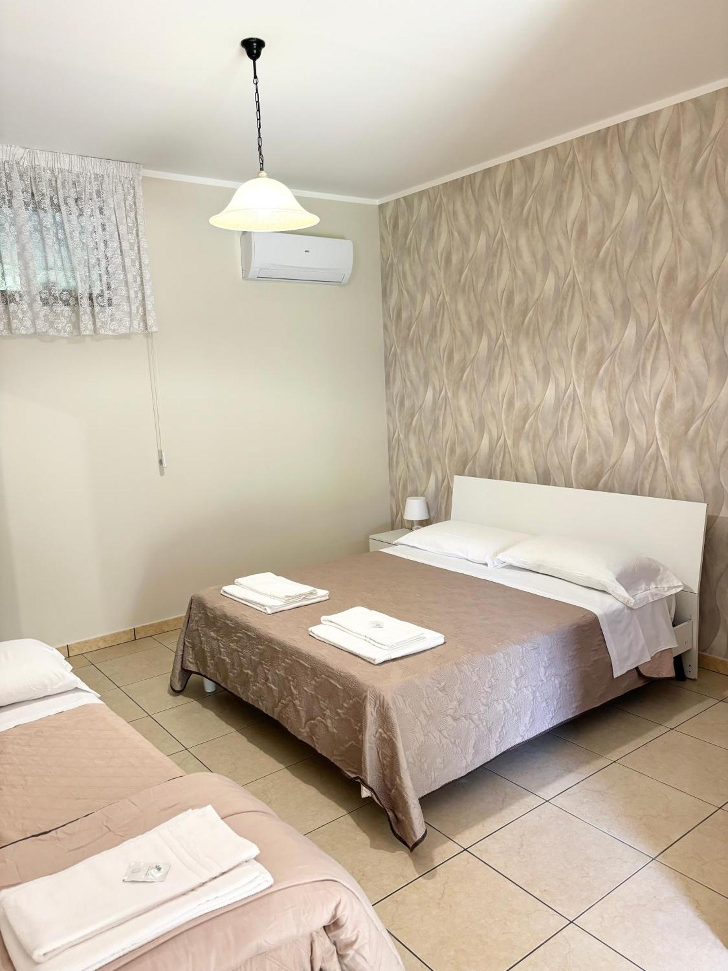 Rooms & Restaurant Il Castagneto Campagna Zewnętrze zdjęcie
