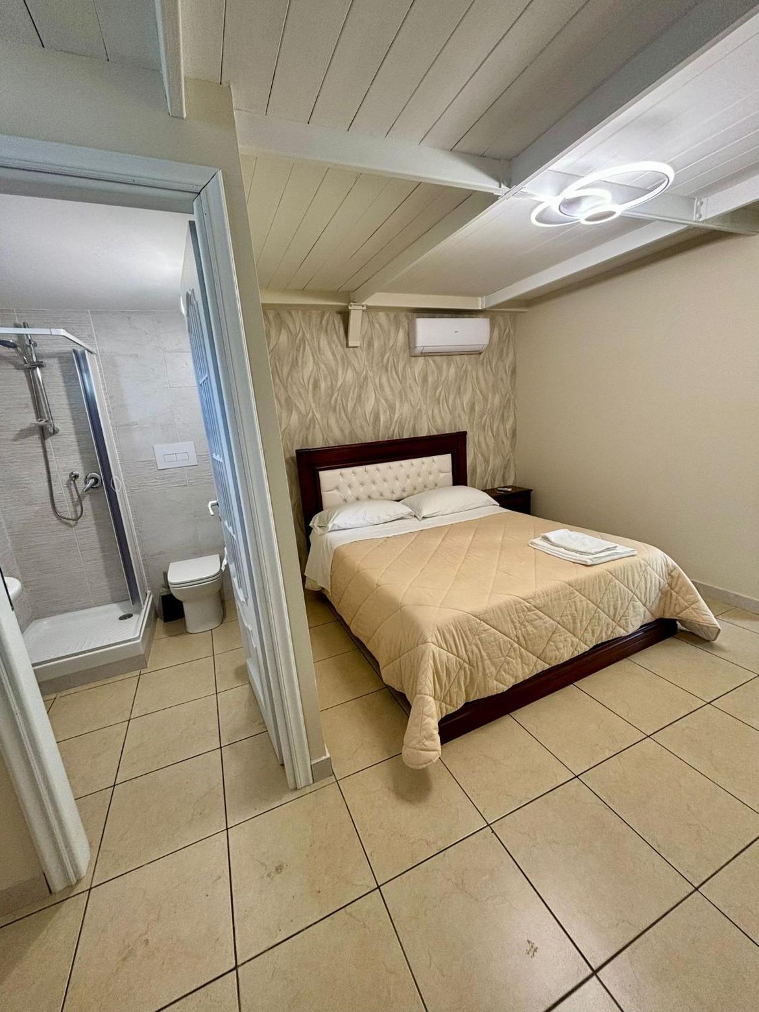 Rooms & Restaurant Il Castagneto Campagna Zewnętrze zdjęcie