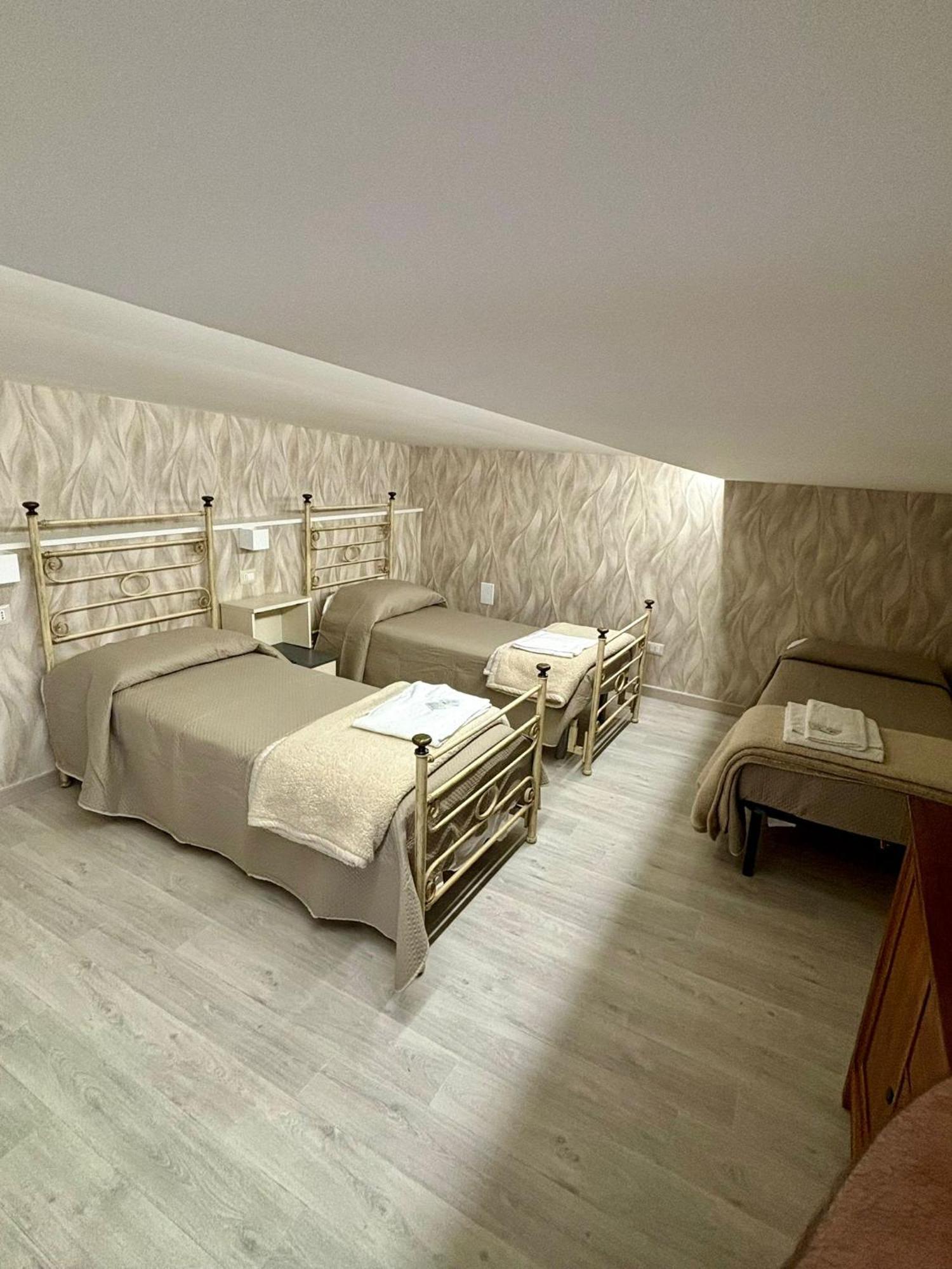 Rooms & Restaurant Il Castagneto Campagna Zewnętrze zdjęcie
